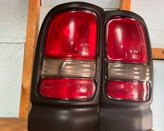OEM Mopar/Dodge Ram tail-light assemblies, 1994–2001 Ram 1500, 1994–2001 Ram 2500, and through 2002 on some Ram 3500 applications. 