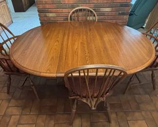 Pennsylvania House Wood Table  4 Chairs