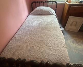 Estate sale, photo 4 of 40