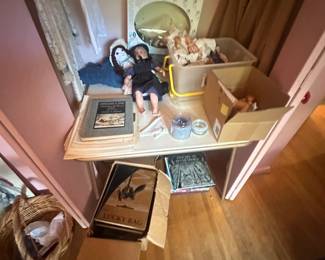 Estate sale, photo 6 of 40
