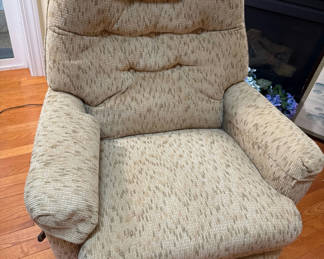 Lot 20: Beige Upholstered Recliner Chair