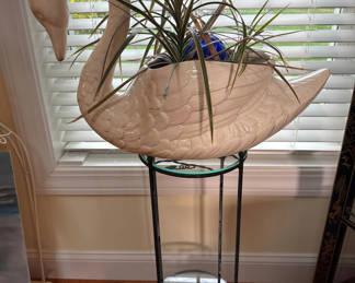 Lot 12: Ceramic Swan Planter with Metal Stand