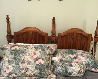Lot 115: Queen sized bed frame and headboard with Floral Pattern Bed Pillows