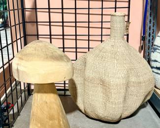 Garlic gourd baskets and Eucalyptus wood mushroom sculptures