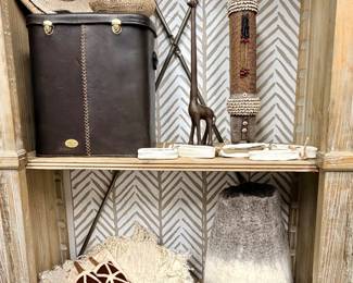 Leather wrapped field bar portable case