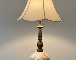 Vintage Hollywood Regency Milk Glass Floral Table Lamp