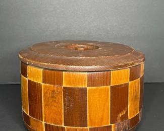 Standard Specialty Co. California Redwood Lidded Box