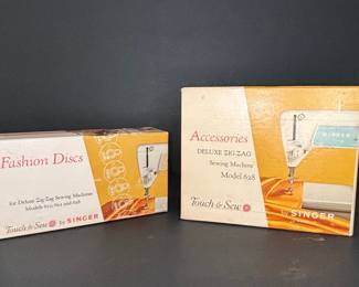 Singer Touch & Sew Fashion Discs and Deluxe Zig-Zag Sewing Machine Accessories Kit