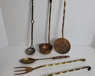 145 vintagekitchenutensilsset