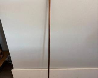 211 woodencanewithmetalhandleandtip