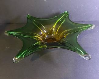 140 midcenturymodernstylegreenartglass