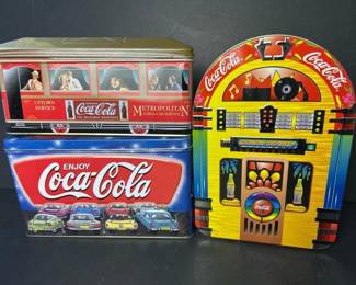 040 cocacolacollectibletincontainersin