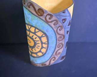 137 handmadepotteryvasewithcolorfulpatt