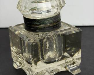 025 facetedcrystalinkwellwithbevelededg