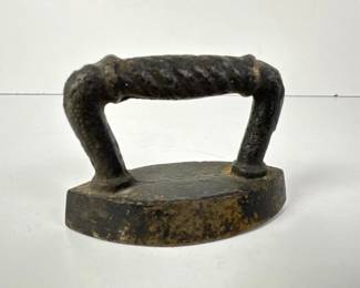 242 verysmallantiquecastironsadiron