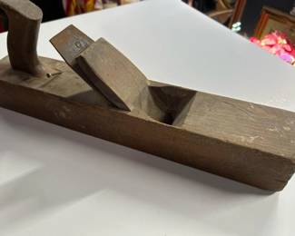 006 largewoodenhandplanewithcastironb