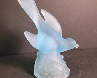 075 frostedblueglassbirdfigurineinart