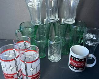 042 assortedcocacolaglassesandmugwith