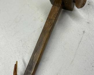 172 woodenmarkinggaugewithlockingknob