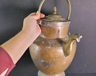 003 brasskettlewithfiguralspoutinatra