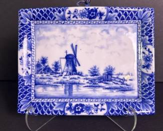 299 smallblueandwhitedelftstyleporcela