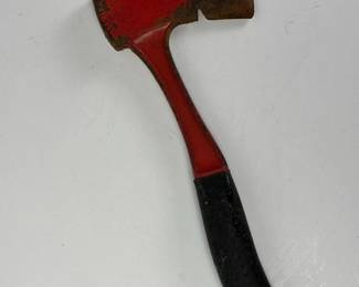 174 hatchetwithredheadandblackhandle