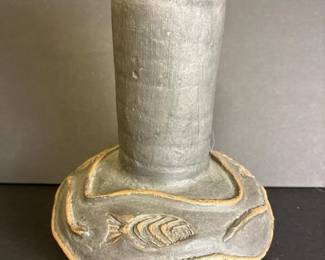 052 handmadestudiopotteryvasewithfishm