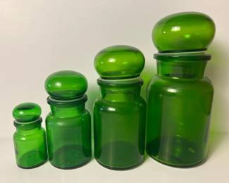 022 greenglassapothecaryjarswithstopper