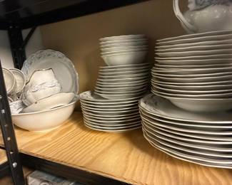 257 zambianpolandporcelaindinnerwareinf
