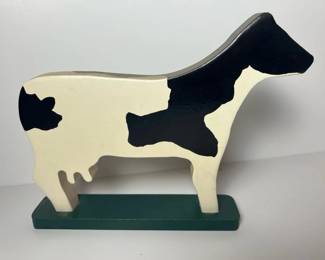 023 handpaintedwoodencowfigurine