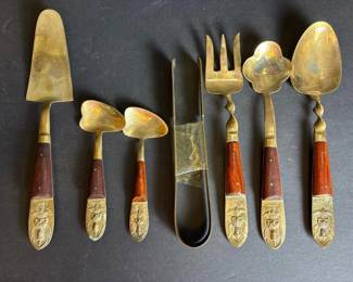 062 thaibrassandwoodflatwaresetwithfi