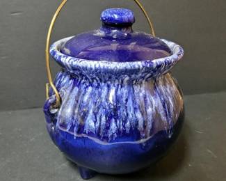 093 bluedripglazetripodpotterycauldron