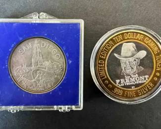 CT174U.S. Mint 1968 San Diego Bicentennial Bronze Medal  Fremont Casino $10 Silver Strike Token