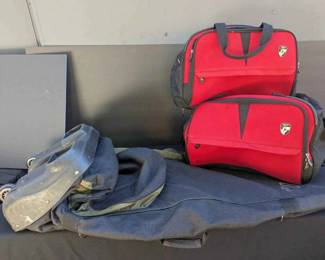 CT120Golf Bag And Heys Travel Bags