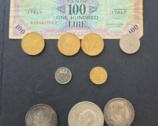 CT175Currency from Mexico, France, Canada, Italy and the Netherlands