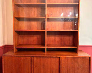 Lot 143: artfurn Teak Cabinet & Hutch