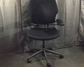 Lot 169: freedom by Humanscale Office Chair
