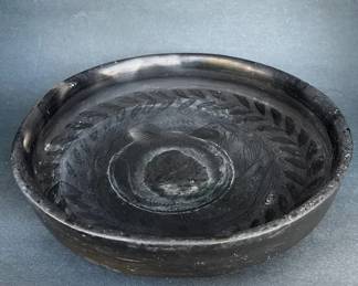 Signed Doa Rosa Etched Dish 2 VinesBirds Barro Negro Oaxaca Mexico Pottery
