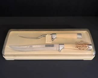Carvel Hall By Briddell Carving Set
