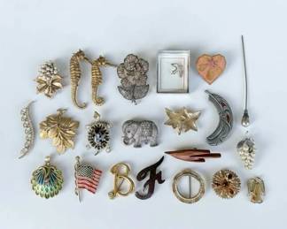 Brooch Lot  Vintage Monet, Napier  More  22 Pcs