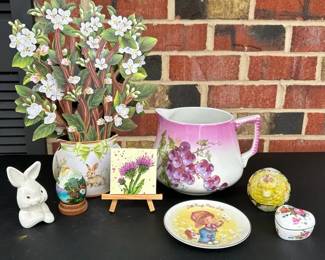 Vintage Easter Themed Ceramics and More Lot