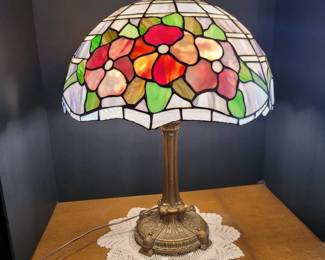 Vintage TiffanyStyle Table Lamp, Stained Glass  Heavy