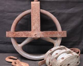 Assorted Vintage Industrial Rustic Cast Iron Pulleys