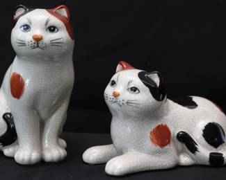 Set Of 2 Darling Vintage Porcelain Calico Cat Figurines With Faux Crazing