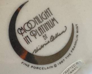Franklin Mint “Moonlight in Platinum” Art Deco Porcelain Figurine by House of Erté
