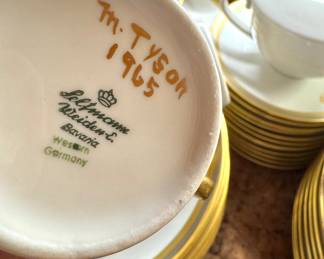 Seltmann Weiden Bavaria White Porcelain Dinnerware Service with Heavy Gold Bands, Large Multi-Piece Set
