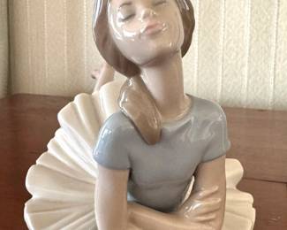 Lladró Porcelain Female Figurines & Angel Figure Collection