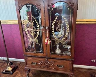 Ornately Carved Mahogany Curio Display Cabinet with Gilt Etched Glass Doors