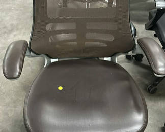 Lot 219: Five Mesh Office Chairs