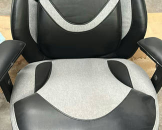 Lot 216: Five Rolling Office Chairs